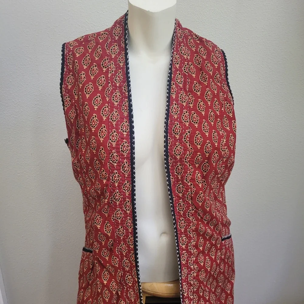 Orvis Long Vest Duster Red Paisley Hippie Boho  Medium Embroidery